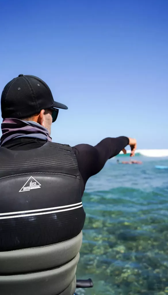 water patrol - 2 - Aiko ecole de surf - La Réunion